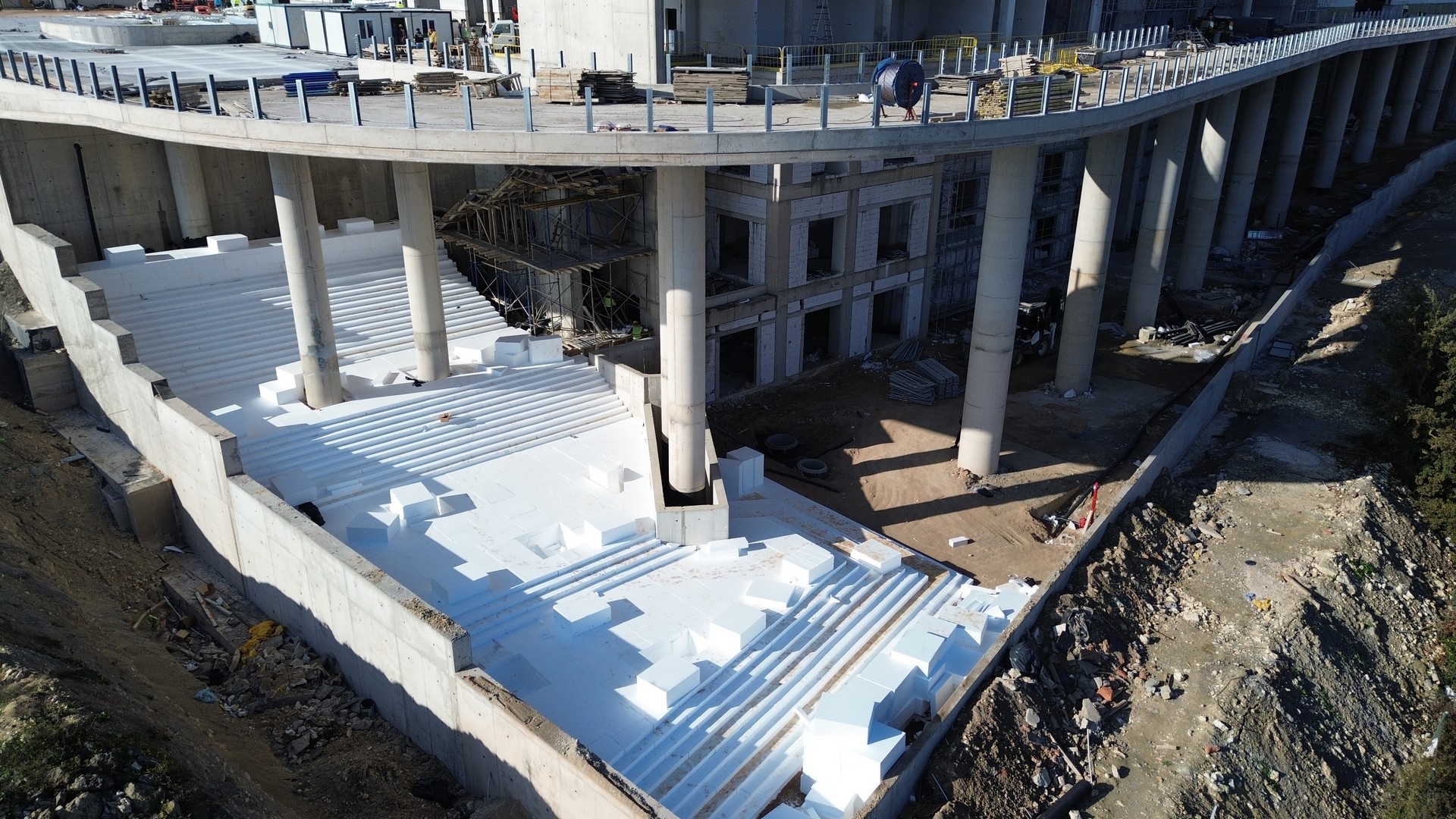 DCIM100MEDIADJI 0347.JPG