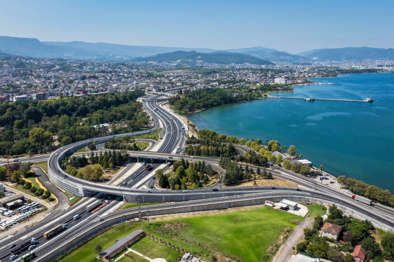 Dunyanin en buyuk geofoam blok kavsak projesi