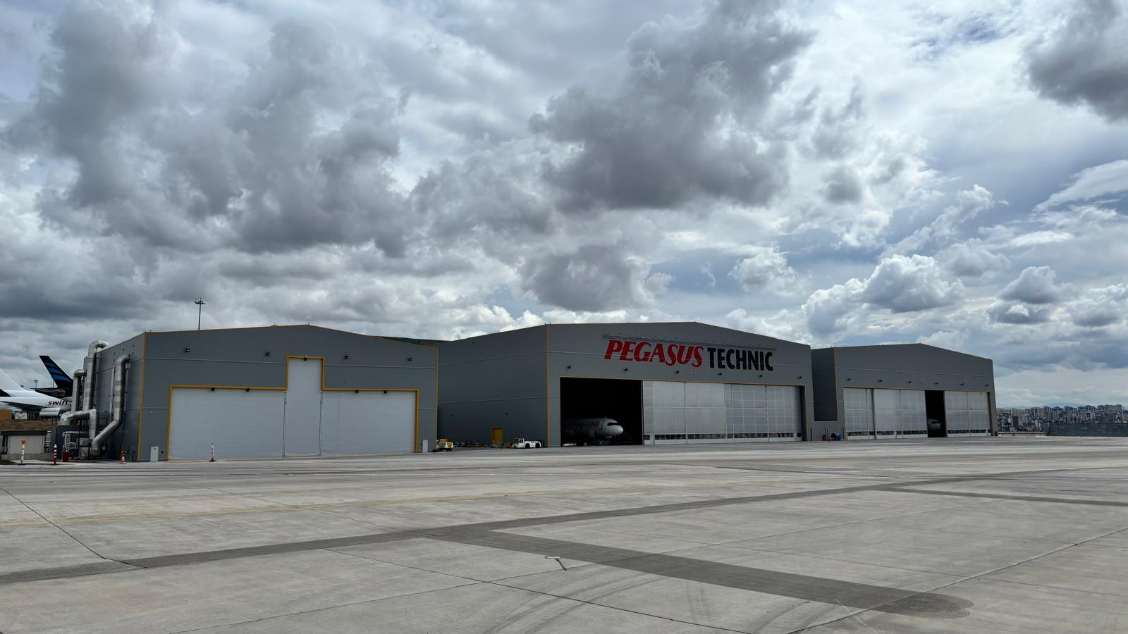 Sabiha gokcen havalimani pegasus orta hangar projesi